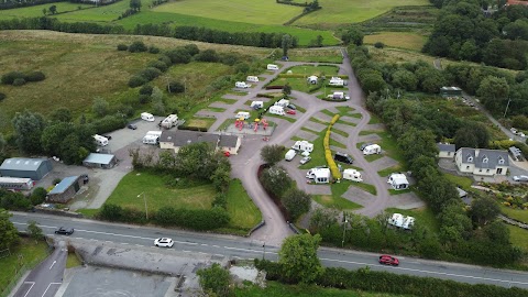 The Hideaway Camping & Caravan Park(An Páirc Campála & Carbhán Hideaway)