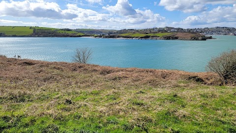 Charles Fort Parking