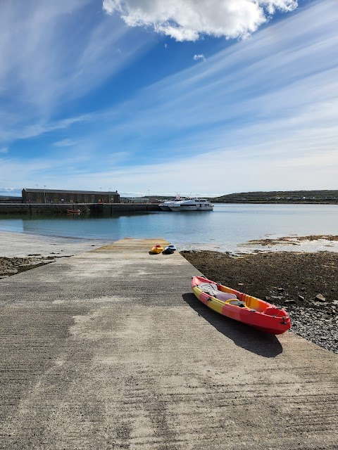 Inishmore Ferry Station (Aran Islands).