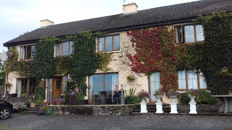 The Olde Forge B&B and Seaview Holiday Cottages