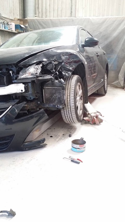 ACR Crash Repairs LTD