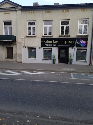 Salon kosmetyczny. U Agi. Manicure. Pedicure. Mikrodermabrazja.