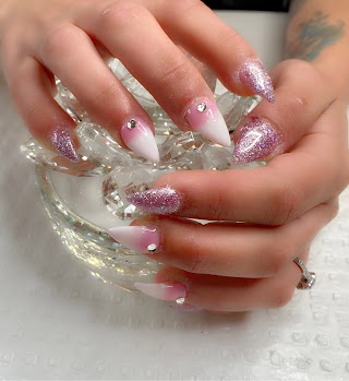 Aily Nails and Beauty