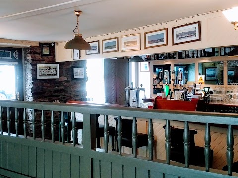 Dintys Bar