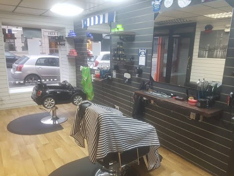 R-Town Barber Shop