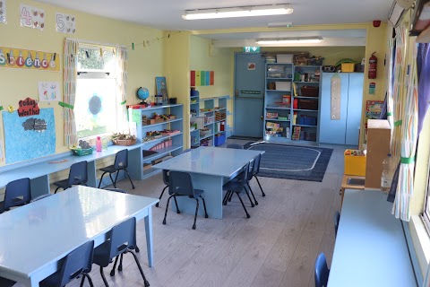 Sunny Days Montessori School Frankfield Douglas