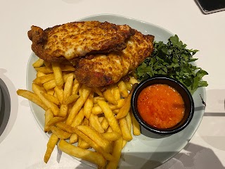 RASHAYS Casual Dining - North Wollongong