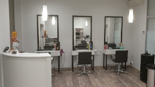 Flamingo Hair - salon fryzjerski