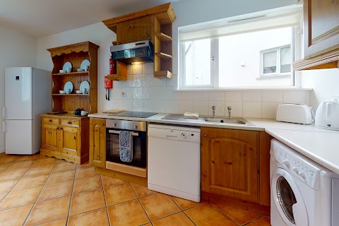 Dingle Harbour Cottages - Trident Holiday Homes