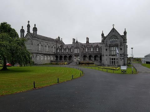 St. Kieran's College