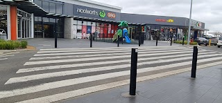 Woolworths Delacombe