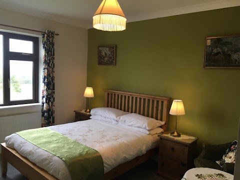 Clonmore Lodge - Bed & Breakfast