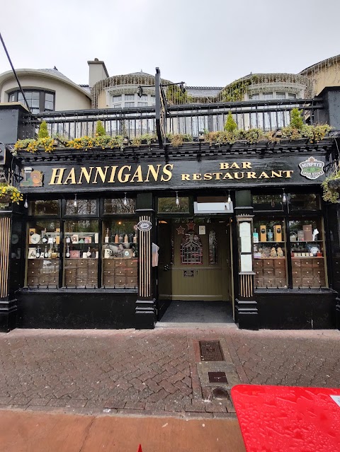 Hannigans Bar, Restaurant & Terrace