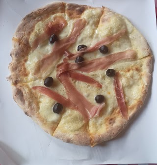 Wilcza Chata - Włoska Pizza