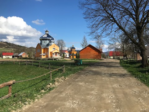 Церква Покрови Пресвятої Богородиці