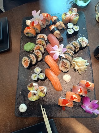 Art Sushi by Kurkuma