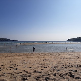 Barley Cove Beach Parking Area