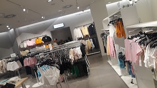 H&M