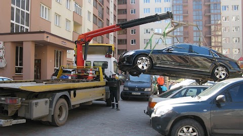 Евакуатор вантажівок, автобусів, фур Львів, Автомобільна Аварійна Служба