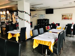 Guneet's Indian Restaurant in Melton