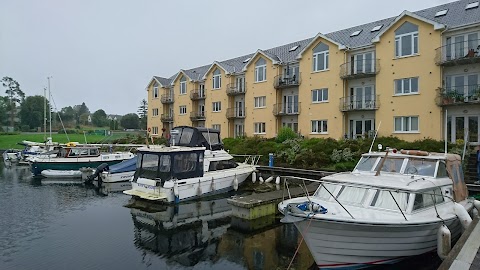 Kincora Marina Harbourview Apartments