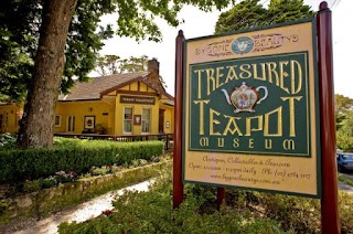 Bygone Beautys Treasured Teapot Museum & Tearooms