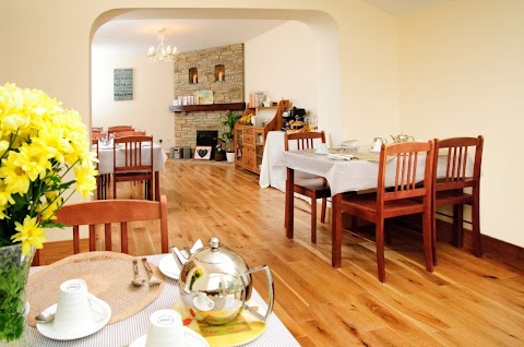 Sika Lodge Bed & Breakfast