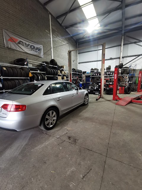 M S Tyres Unit 1 . Monasrervin Rd Kildare