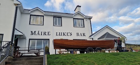 Maire Lukes Bar and Restaurant