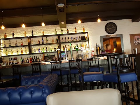 Dalgan Restaurant & Gastro Bar