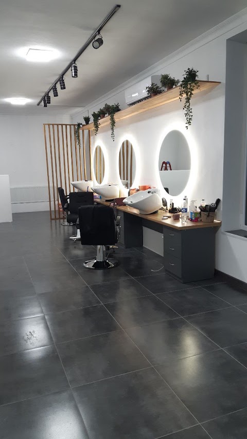 Lemesh Beauty Studio