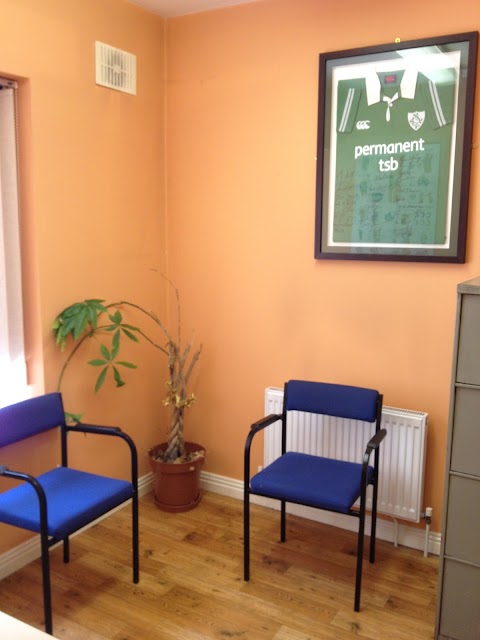 Sports injury and acupuncture clinic