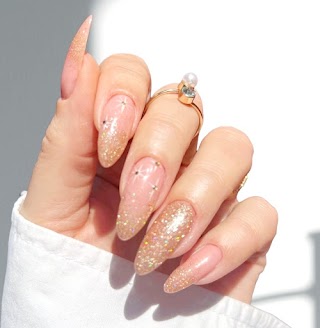 Omni Nails & Beauty by Trinny @ Hair La Natural