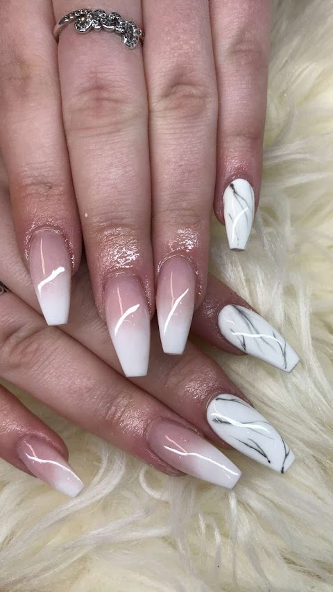 Amy’s Nails & Beauty