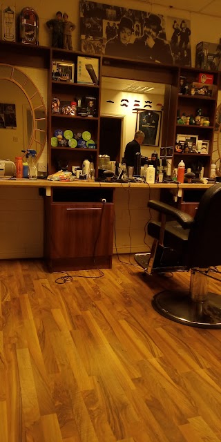 Star Cuts barbershop