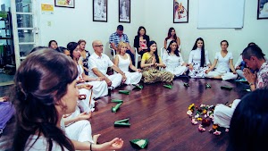 Govindas Escuela de Yoga - Medellín