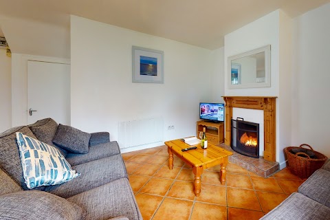 Dingle Harbour Cottages - Trident Holiday Homes