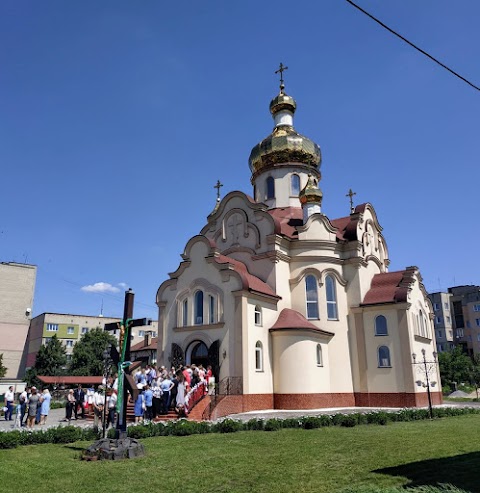 Свято-Михайлівський храм Православна Церква України