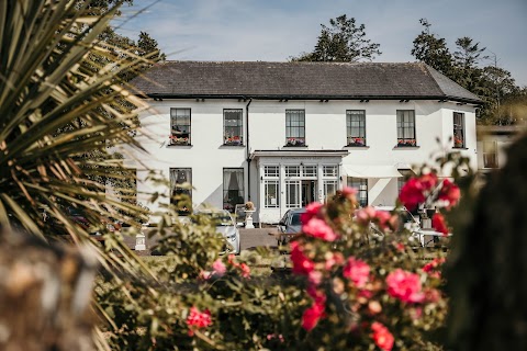 Courtmacsherry Hotel