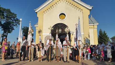 Храм Святої великомучениці Параскеви УГКЦ