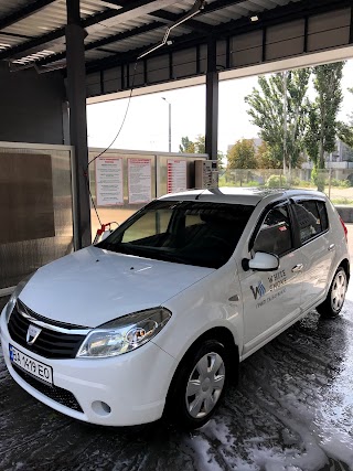 Автомийка Lux Wash