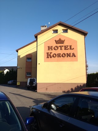 Korona. Hotelik