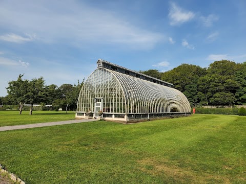 Muckross House