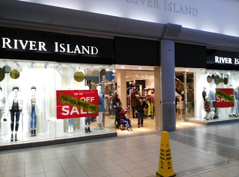 River Island