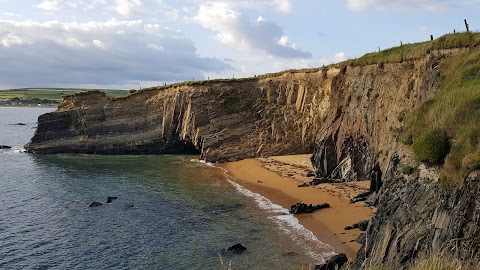 Garylucas Beach Car Park