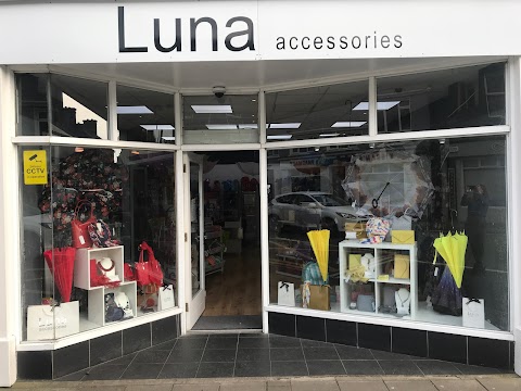 Luna accessories