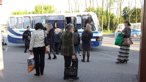 ТЦ "МЕТРО", Автостанція "Західна"