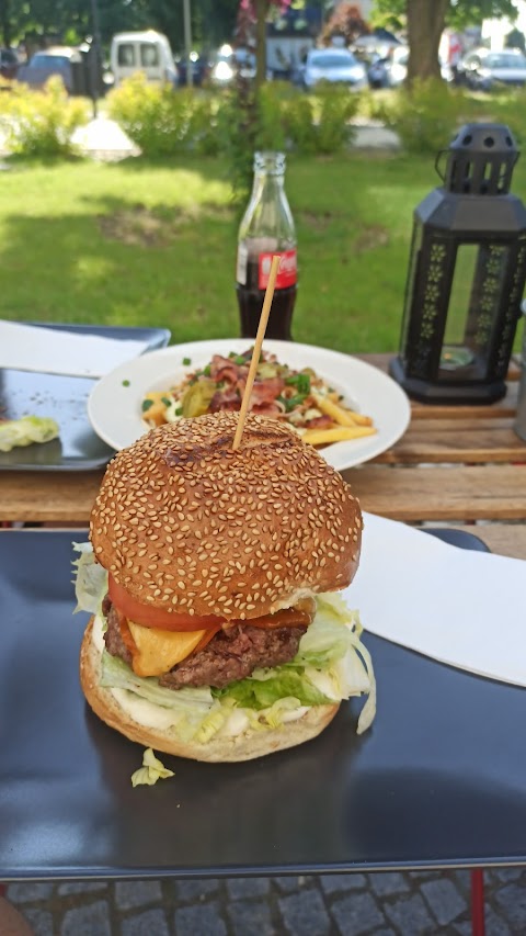 Małomiasteczkowy Burger