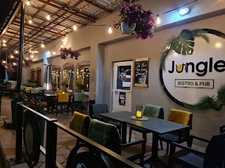 Jungle Bistro & Pub