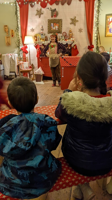 Cuskinny Court Activities - Group Activity Centre